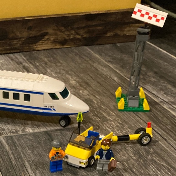 COMPLETE LEGO CITY 3181 Passenger Plane & Traveler - Picture 3 of 5